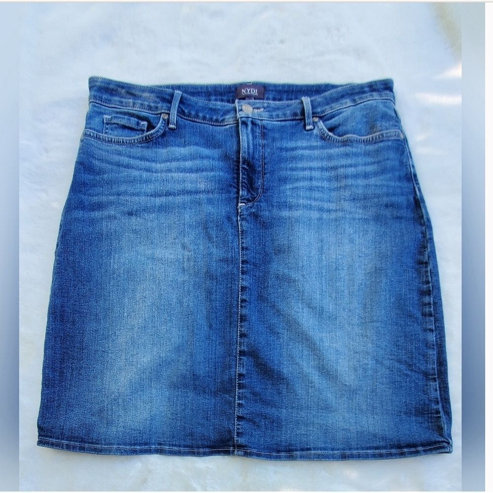 NYDJ Whisker Denim Jean Skirt Sz 14 EUC